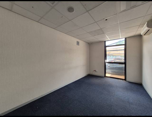 158M² OFFICE TO LET IN ROSEBANK